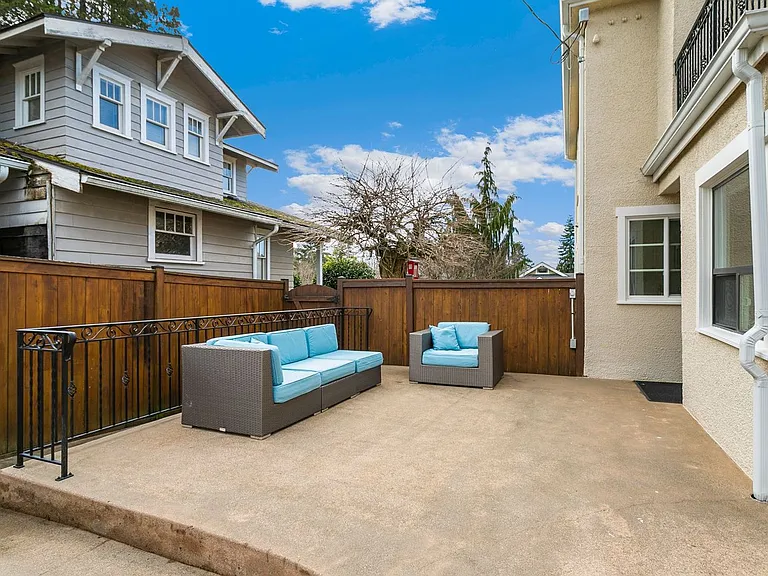 4115 N Stevens St — Photo 30