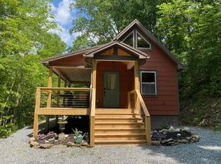 37 Bartlett Glen Cove Rd, Bryson City, NC 28713