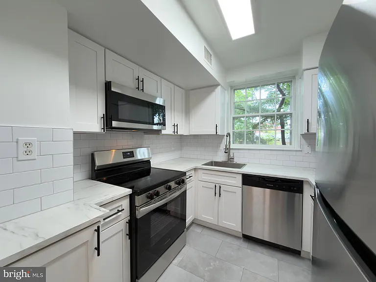 3801 Newark St NW #A427 — Photo 3