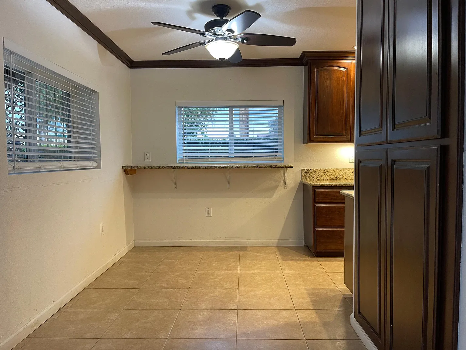7266 Evans St — Photo 3