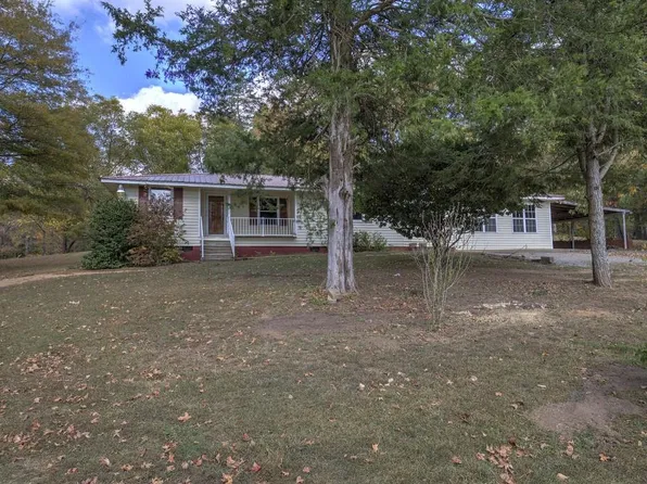 412 Richards Rd NE, White, GA 30184
