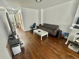 494 9th Ave, New York, NY