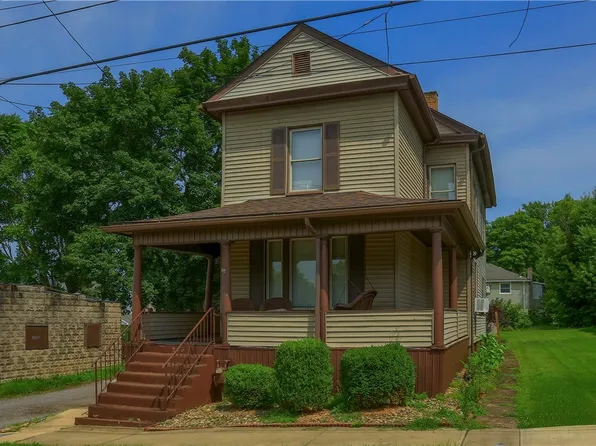 409 E Reynolds St, New Castle, PA 16101