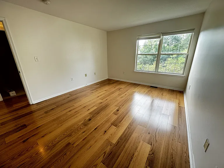 102 Wellington Park Dr — Photo 13