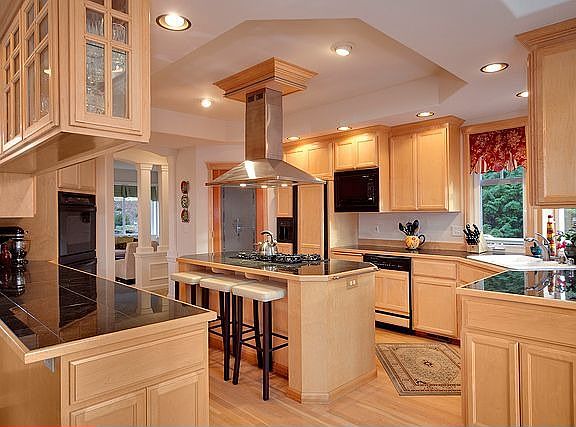 4th image of 170 Mount Quay Dr NW
