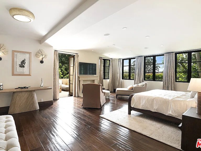 1221 Minorca Dr — Photo 17