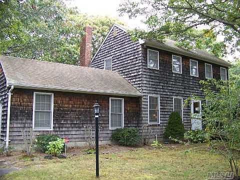 1st image of 20 Eisenhower Dr