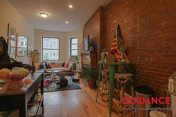 Rented by Guidance Realty Corp. | media 22