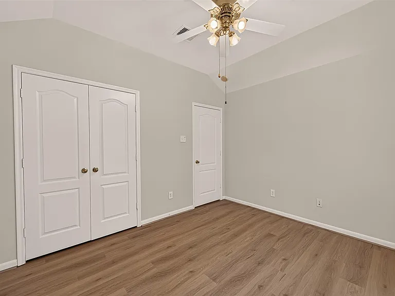 4823 Grand Chateau Ln — Photo 24