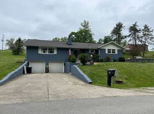 10 Dogwood Dr, Huntington, WV 25704