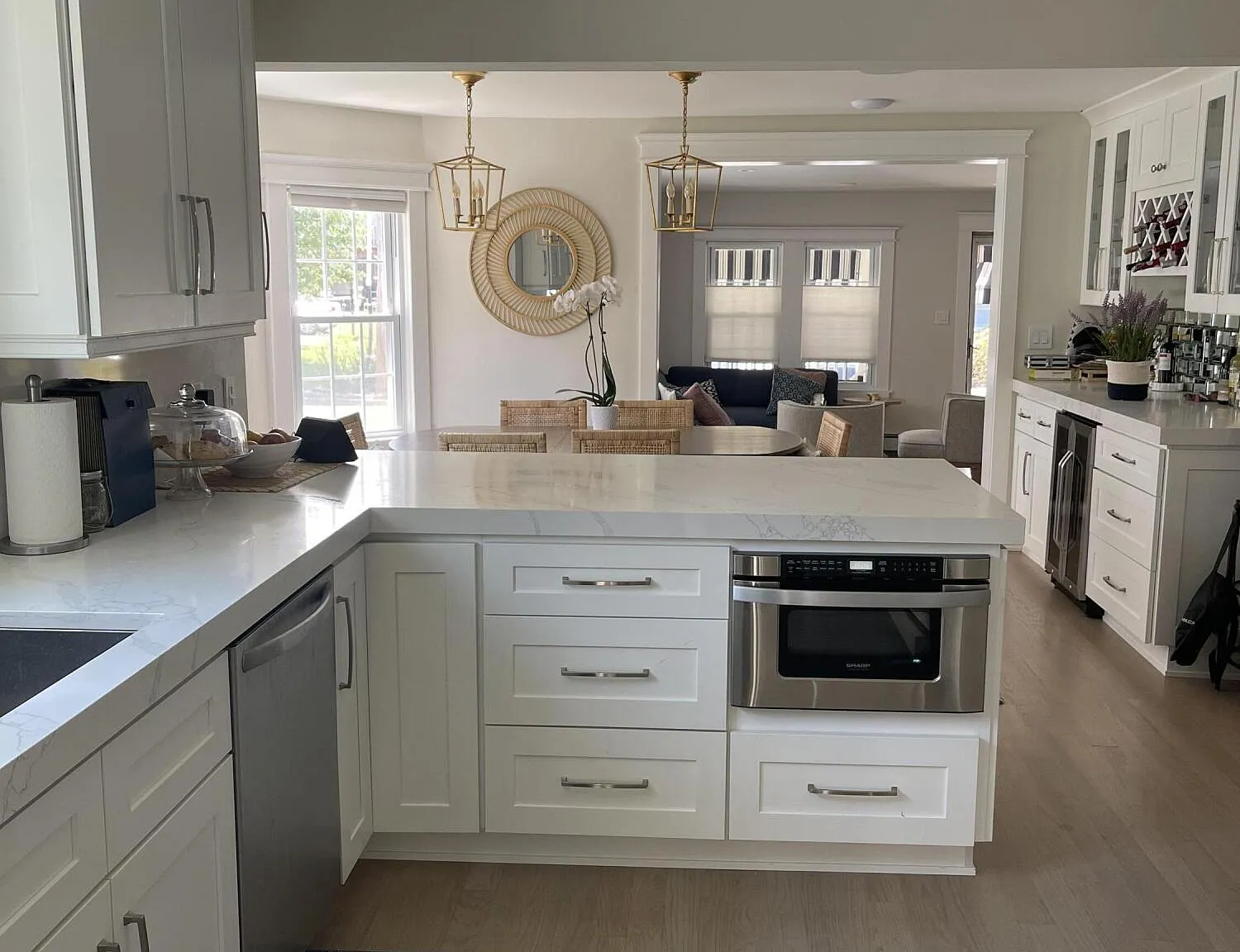 6 bed, 3117 sqft, $22,500 — Photo 3