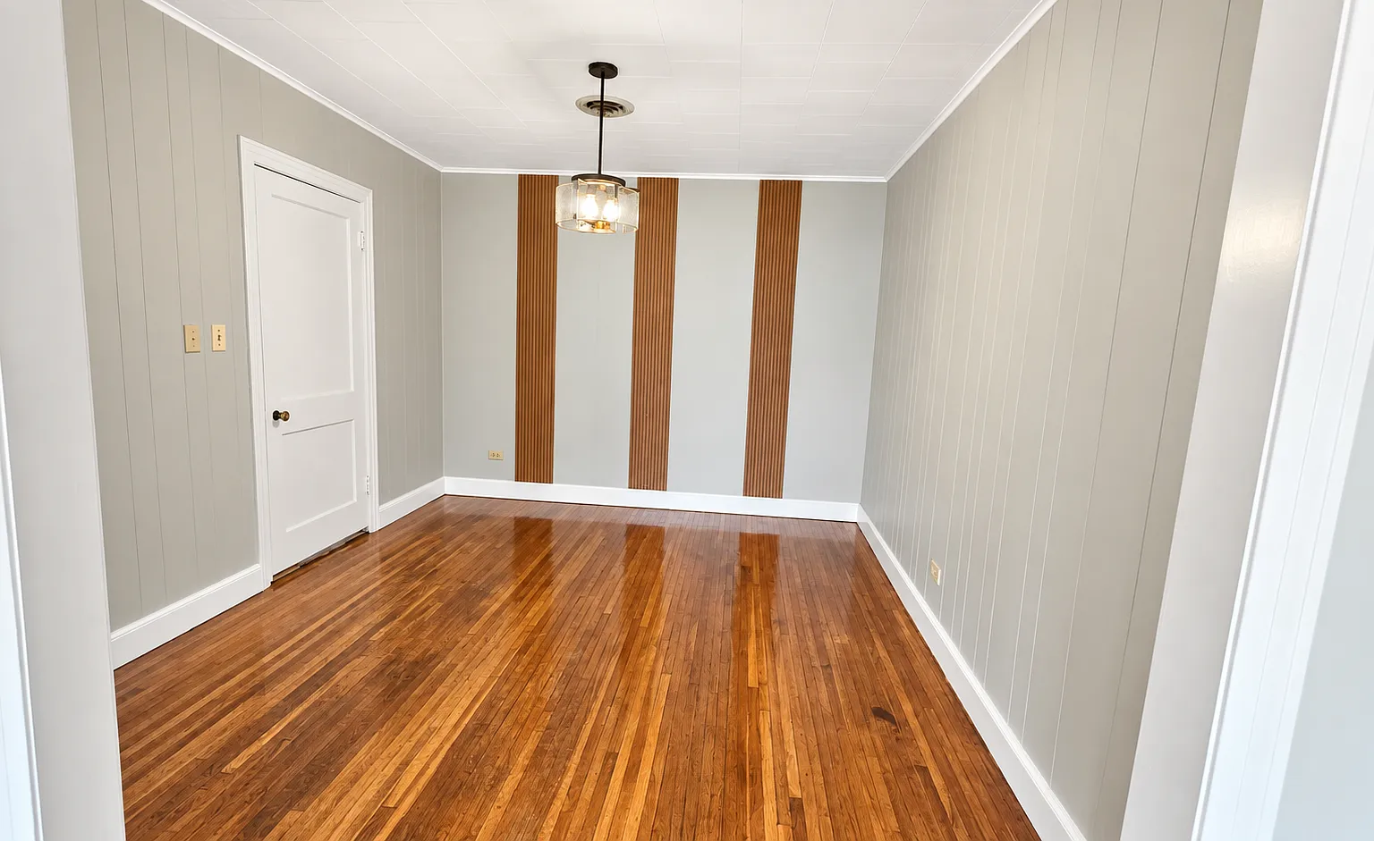 700 Davis St. — Photo 4