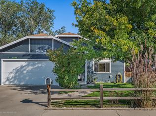 954 W 5th St, Rifle, CO 81650