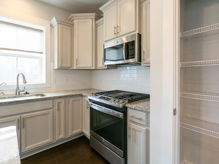 48 Cottage Way — Photo 13