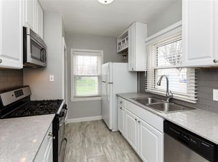 600 33rd St NE, Cedar Rapids, IA 52402
