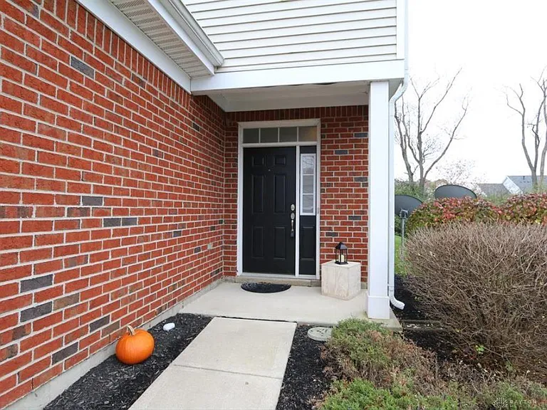 4345 Straight Arrow Rd — Photo 3