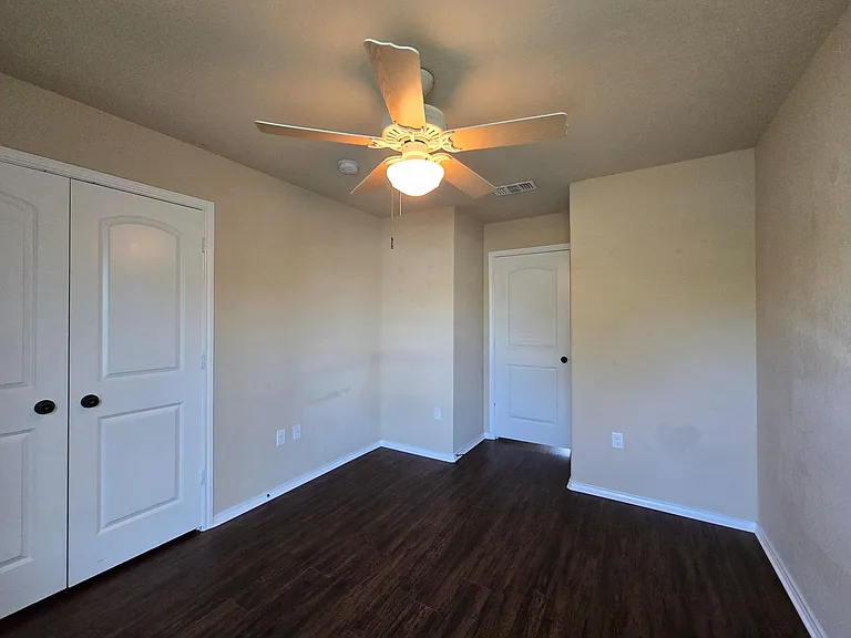 203 Anne Louise Dr — Photo 16
