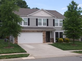 3311 Wrangler Ln, Charlotte, NC 28213