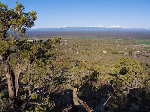 405 SW Meadowlark Ln, Powell Butte, OR 97753