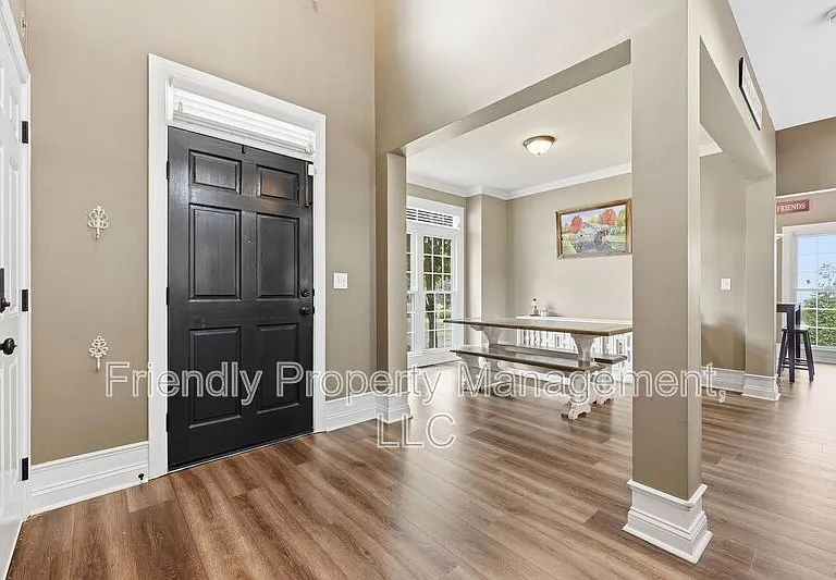 2714 Colton Dr — Photo 4