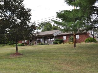 3879 Mayfair Ln, Cambridge, OH 43725