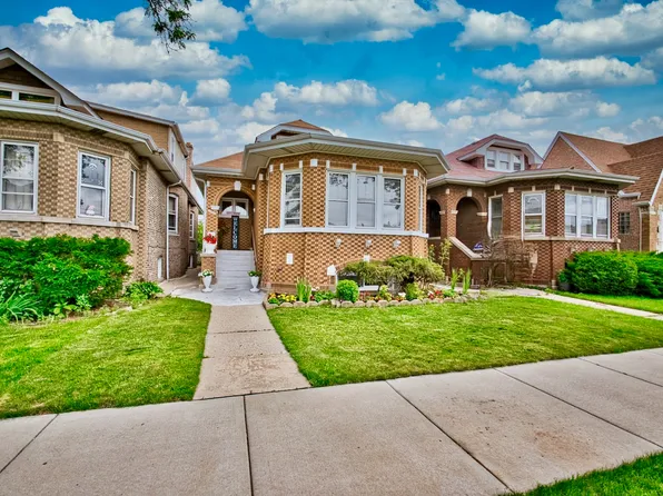 6006 W Melrose St, Chicago, IL 60634