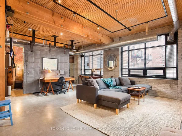 68 Broadview Ave #201, Toronto, ON M4M 2E6