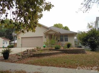 804 Walnut St, Tipton, IA 52772