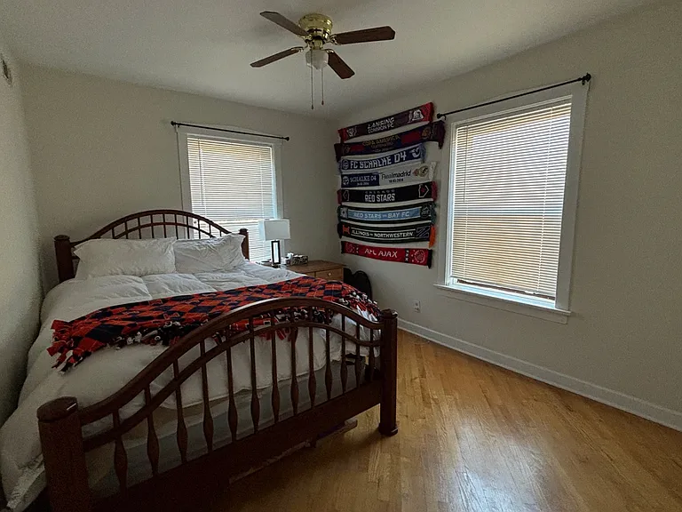 3337 N Lakewood Ave #2 — Photo 5
