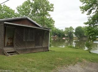 81 Front St NW, Malta, OH 43758