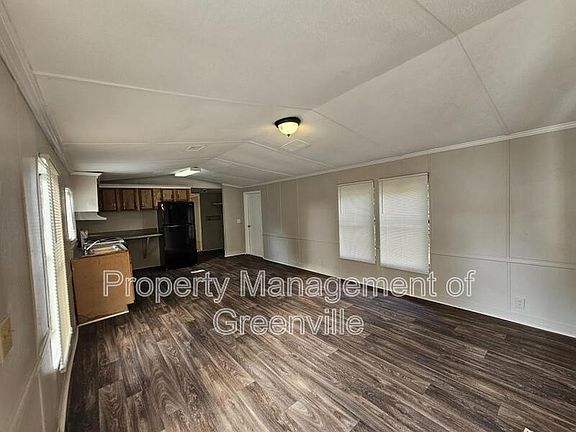 2nd image of 146 Duncanwood Dr