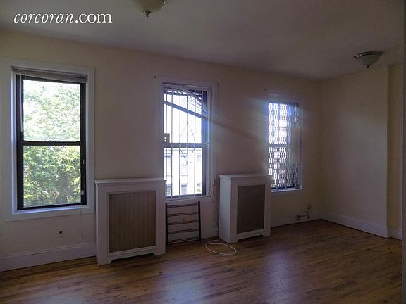 2nd image of 491 9th St APT 4R