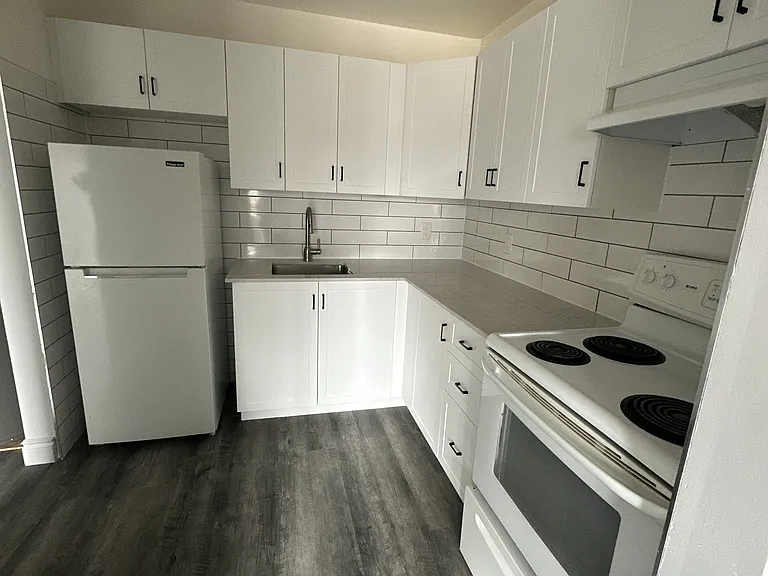 7 Lowndes Ave #11 — Photo 2