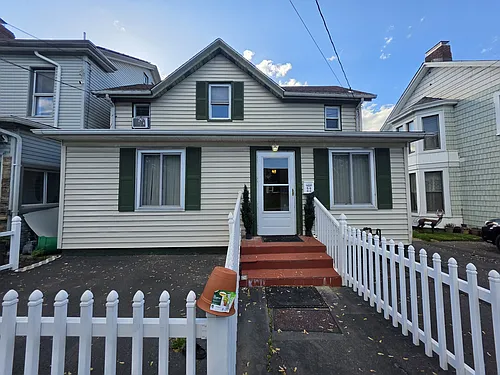 22 Westside Ave #1 Photo 1