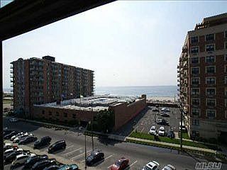 5th image of 25 W Broadway APT 514