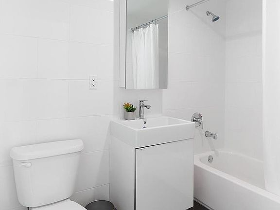 3rd image of 4129 24th St APT 1F