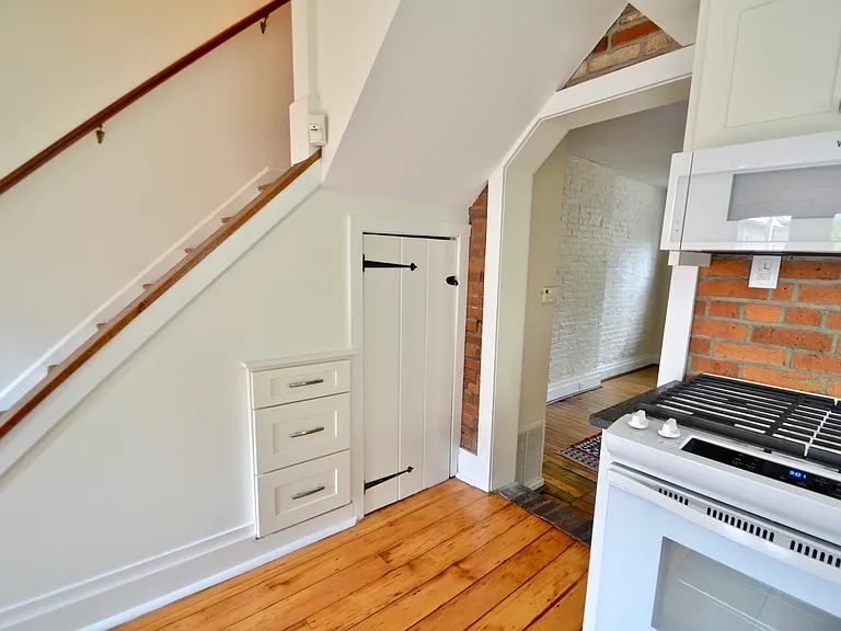 236 Jackson St #B — Photo 20