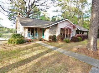 32 Beaver Rd, Hattiesburg, MS 39402