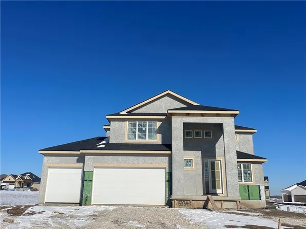 15334 W 162nd St, Olathe, KS 66062