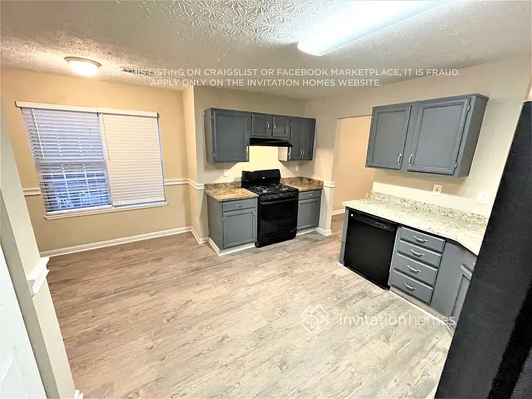 3813 Willow Tree Cir — Photo 6