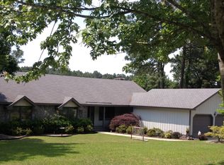 6839 Towbridge Rd, Fayetteville, NC 28306