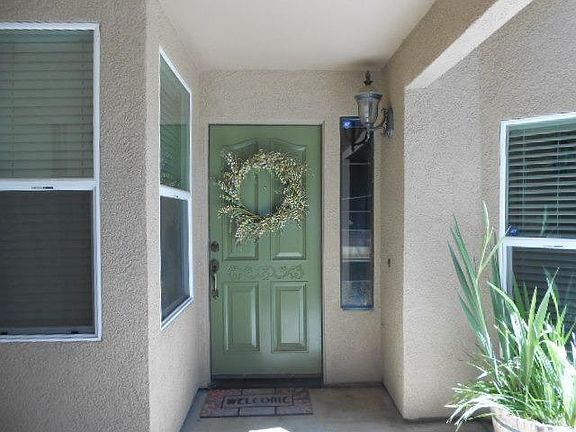 3rd image of 549 E Kirst Dr