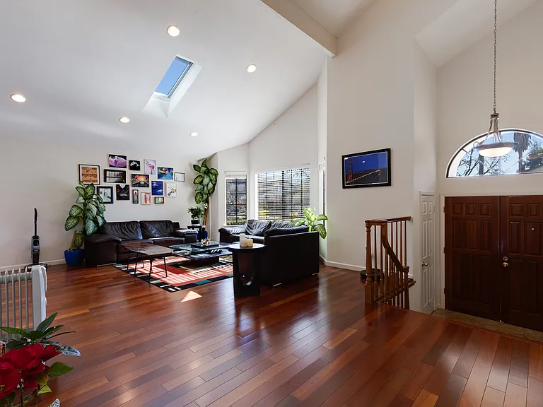 651 Fontes Dr — Photo 4