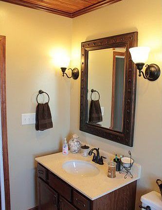 2nd Floor bathroom with Marble top