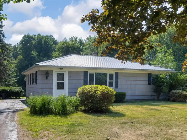 530 Nagle Rd, Erie, PA 16511