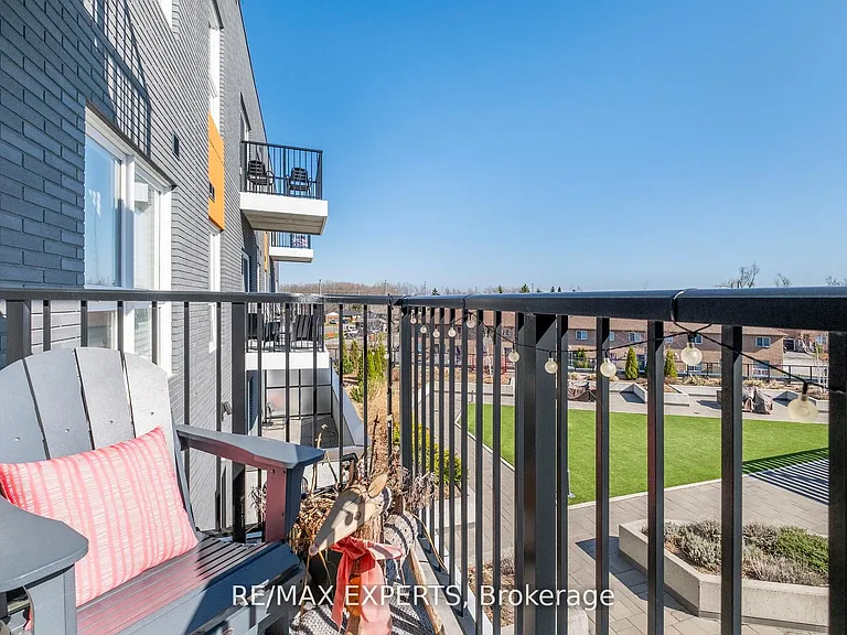 430 Essa Rd #325 — Photo 27