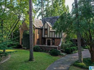 2950 Canterbury Rd S, Mountain Brook, AL 35223
