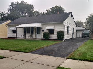 26334 Waldorf St, Roseville, MI 48066