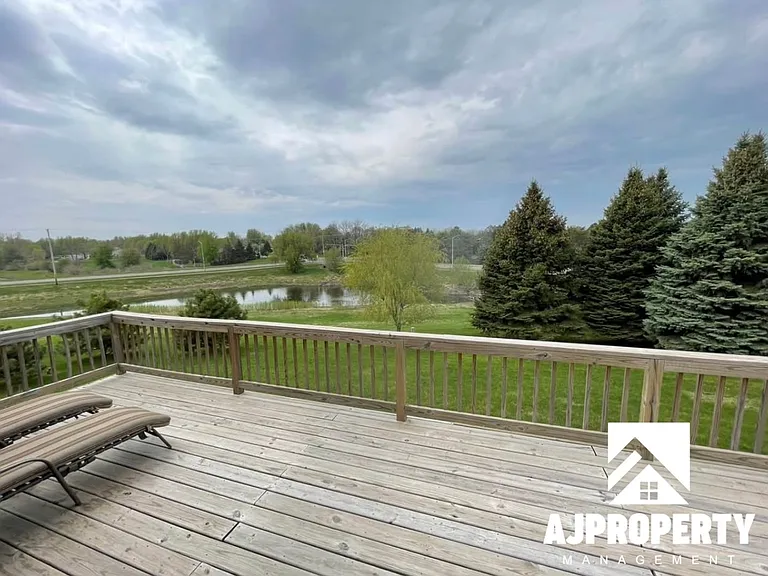 3105 S Dawley Cir #CIRCLE1 — Photo 4