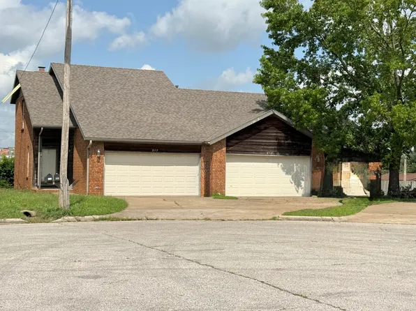 215 & 217 W Edgewood Street, Springfield, MO 65807